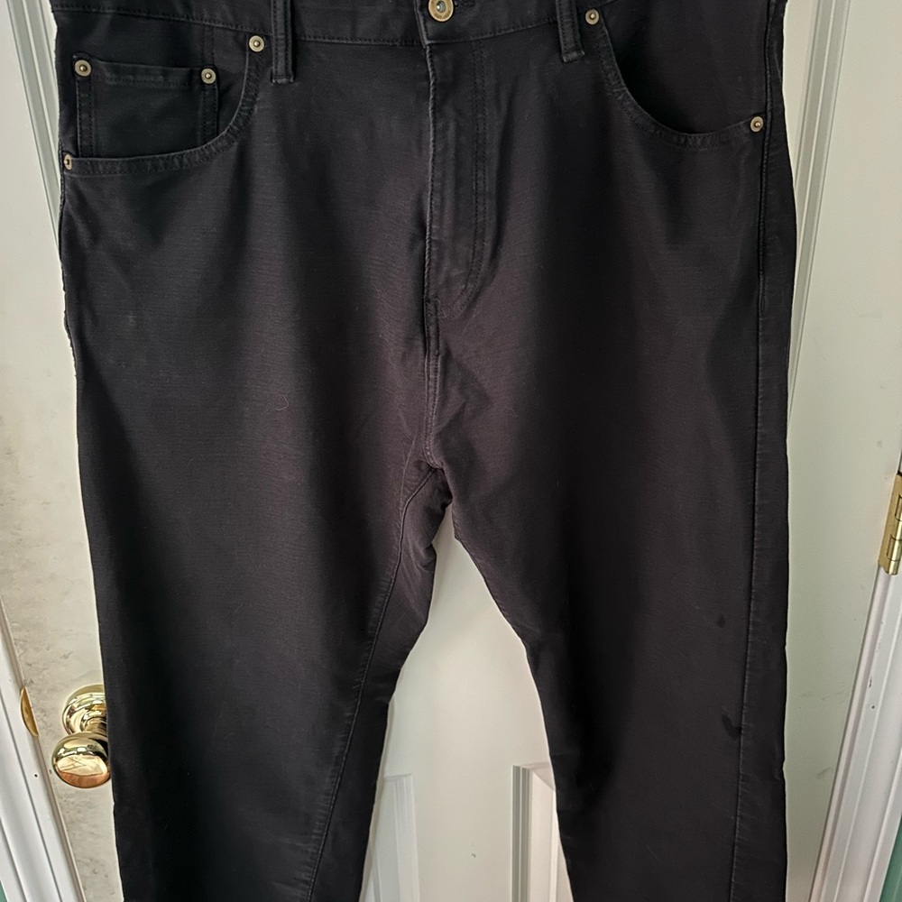 Dockers Relaxed Black Pants with Timeless Style